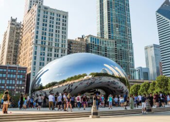 Thousands of Chicago’s homeless have jobs