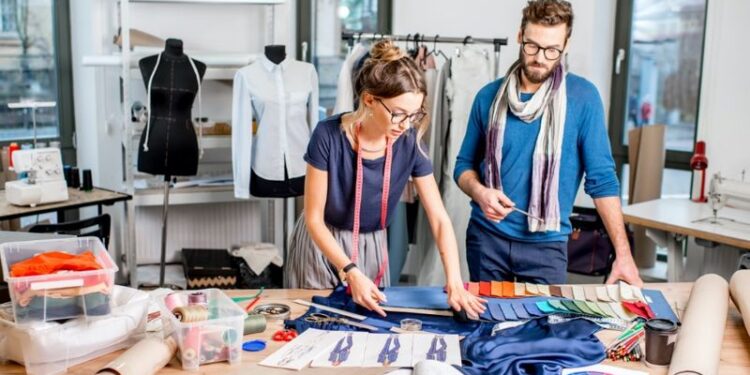 Apply For Fashion Design Internships in Chicago and Boost Your Career