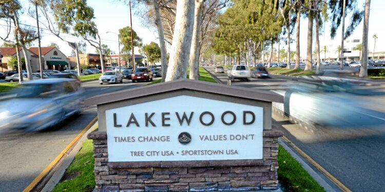 Lakewood public faculties close
