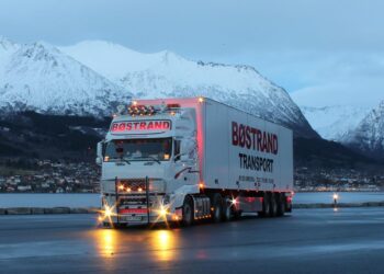 Free Truck Volvo photo and picture